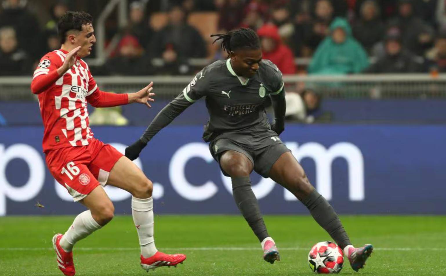 俄克拉荷马雷霆训练开放日，加时末段远射贴柱引欢呼，欧冠在即，医务组通报恢复-爱游戏