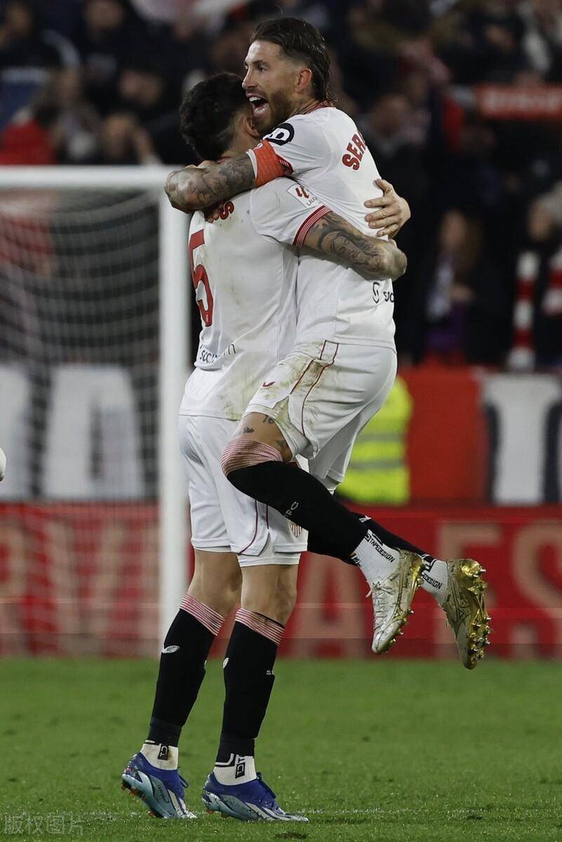 窗口期欧联焦点战，塞维利亚内部沟通，压力陡增，临场指挥获称赞的简单介绍-爱游戏